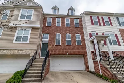 2408 Bluffcrest Ln, Cincinnati, OH 45238 photo 1