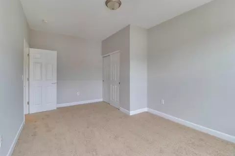 2408 Bluffcrest Ln, Cincinnati, OH 45238 photo 17