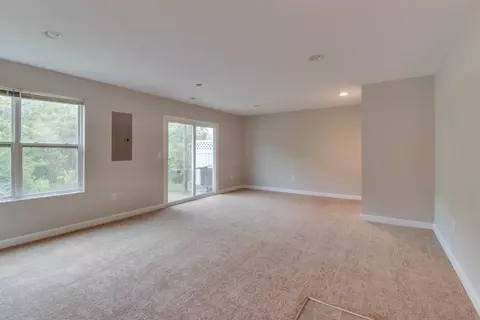 2408 Bluffcrest Ln, Cincinnati, OH 45238 photo 12