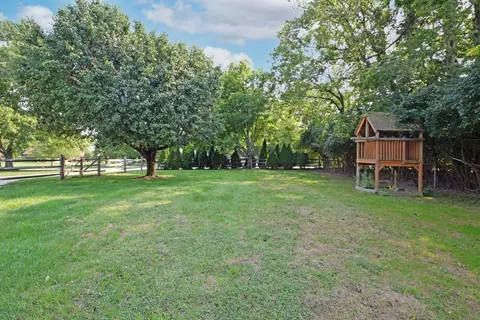 7905 Kimbee Dr, Cincinnati, OH 45244 photo 42