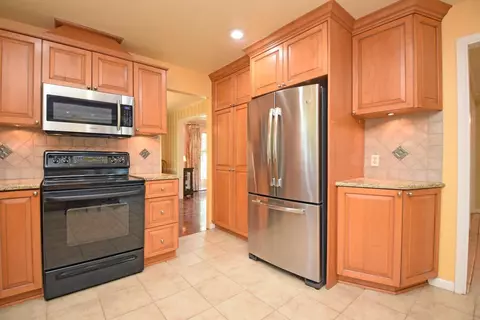 7905 Kimbee Dr, Cincinnati, OH 45244 photo 11