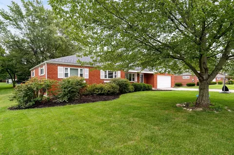 109 Castanea Dr, Mason, OH 45040 photo 1