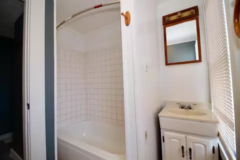 1960 Sutton Ave, Cincinnati, OH 45230 photo 9