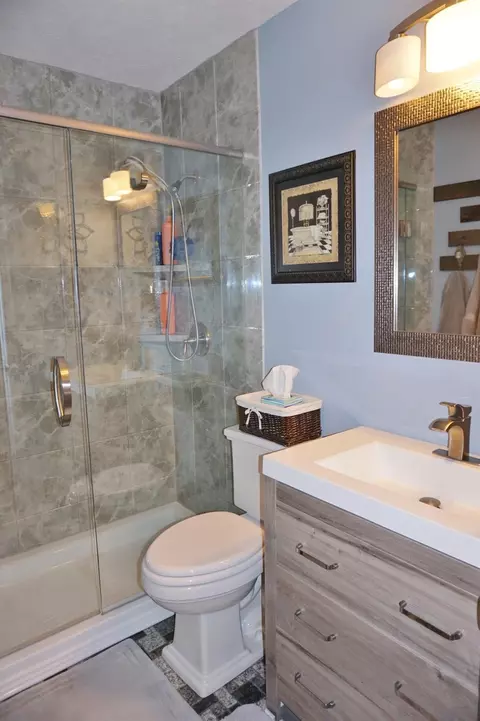 3634 Centurion Dr, Cincinnati, OH 45211 photo 9