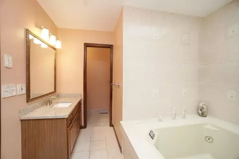 2155 Flaxen Ct, Cincinnati, OH 45244 photo 18