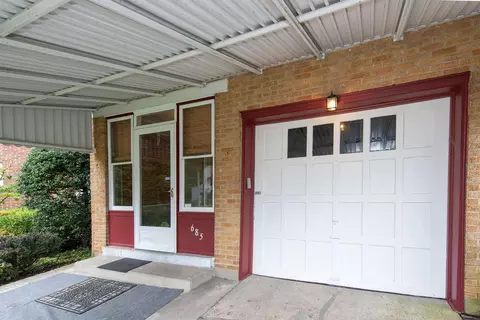 685 Overlook Ave, Cincinnati, OH 45238 photo 2