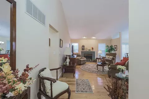 6600 Spring Arbor Dr, Mason, OH 45040 photo 4