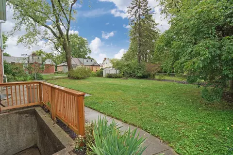 985 Hollytree Dr, Cincinnati, OH 45231 photo 3