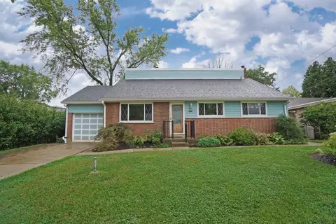 985 Hollytree Dr, Cincinnati, OH 45231 photo 1