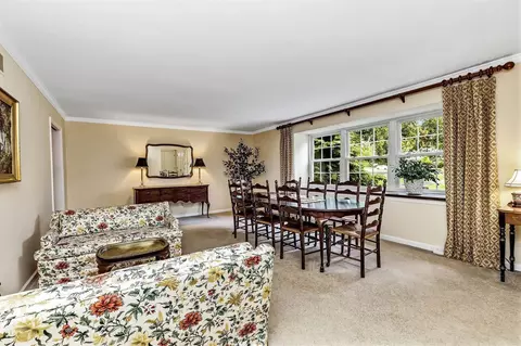 5667 Pinehill Ln, Cincinnati, OH 45238 photo 14