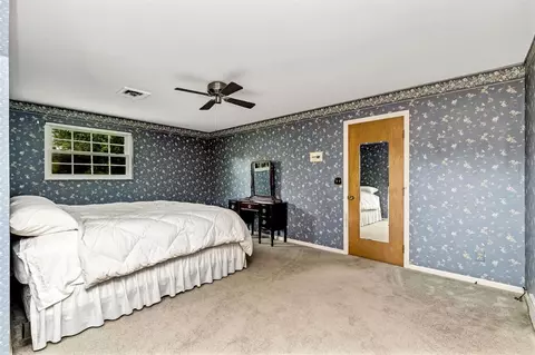 5667 Pinehill Ln, Cincinnati, OH 45238 photo 24