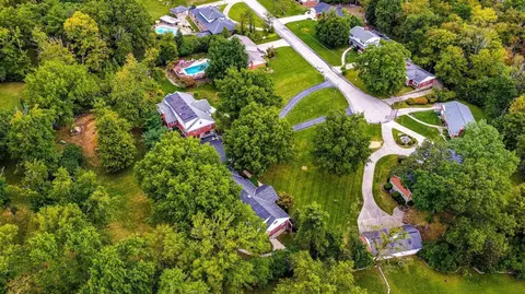 5667 Pinehill Ln, Cincinnati, OH 45238 photo 40