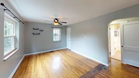 647 Smiley Ave, Springdale, OH 45246 photo 6