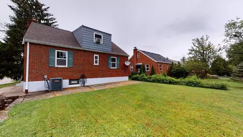 647 Smiley Ave, Springdale, OH 45246 photo 14