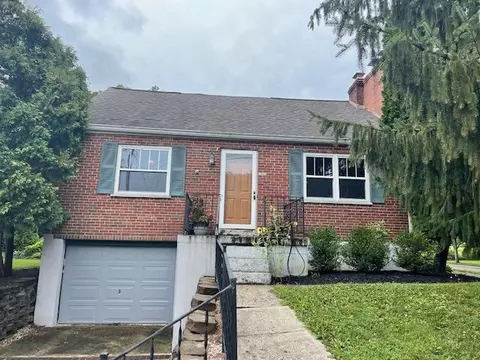 647 Smiley Ave, Springdale, OH 45246 photo 2