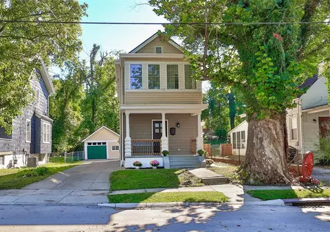 4006 Whetsel Ave, Cincinnati, OH 45227 photo 2
