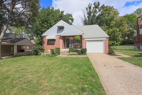 985 Jonquil Ln, Cincinnati, OH 45231 photo 2