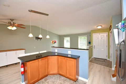 1282 Adams Rd, Cincinnati, OH 45231 photo 11