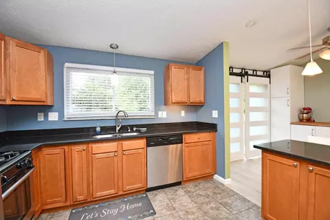 1282 Adams Rd, Cincinnati, OH 45231 photo 10