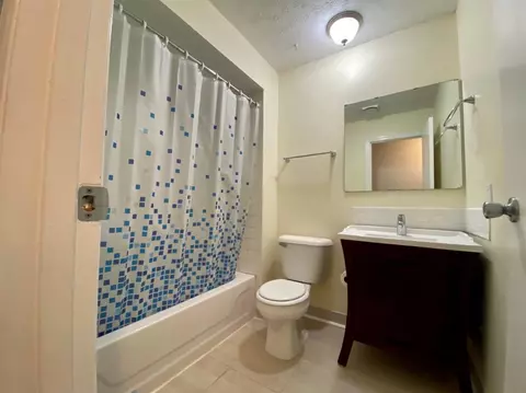 783 Picket Way, Cincinnati, OH 45245 photo 8