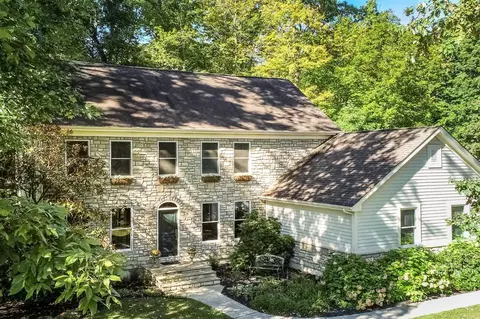 8515 Wolf Run Ln, Morrow, OH 45152 photo 1