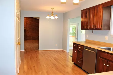 7297 Royalgreen Dr, Cincinnati, OH 45244 photo 5