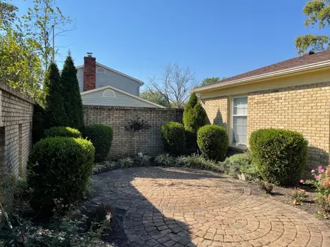 10743 Silverbrook Dr, Cincinnati, OH 45240 photo 3