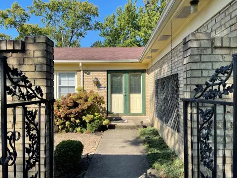 10743 Silverbrook Dr, Cincinnati, OH 45240 photo 2