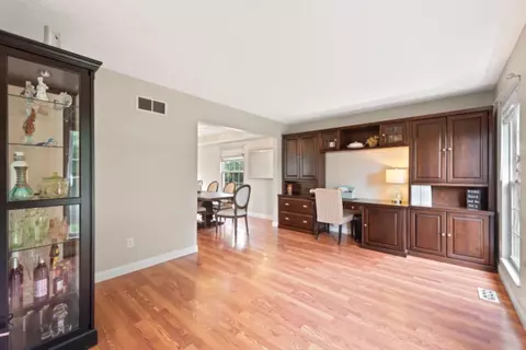 6571 Thistle Grv, Hamilton Township, OH 45039 photo 5