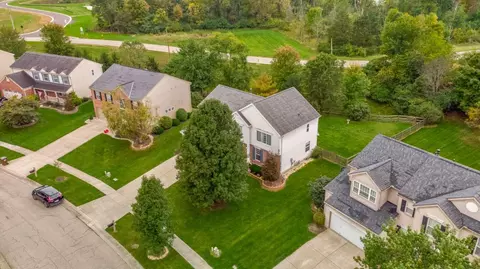 6571 Thistle Grv, Hamilton Township, OH 45039 photo 2