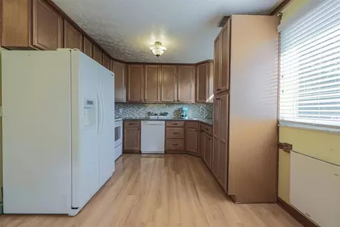 570 Marilyn Ln, Cincinnati, OH 45255 photo 8