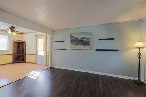 570 Marilyn Ln, Cincinnati, OH 45255 photo 5