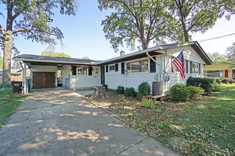 8787 Empire Ct, Cincinnati, OH 45231 photo 1