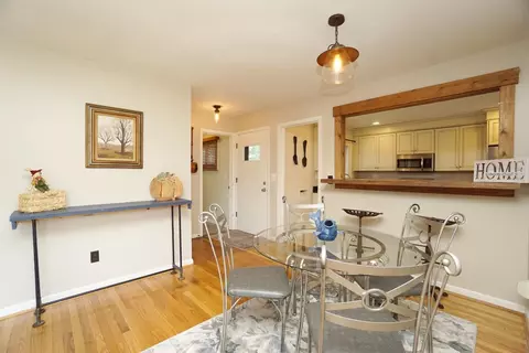 8787 Empire Ct, Cincinnati, OH 45231 photo 4