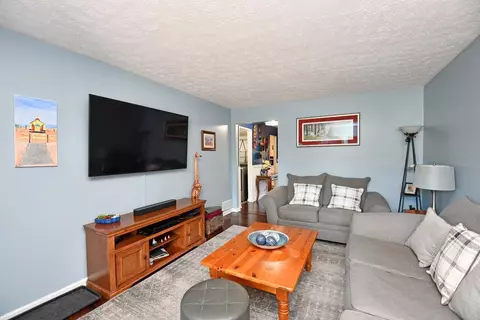 286 Jonathan Ct, Cincinnati, OH 45255 photo 4