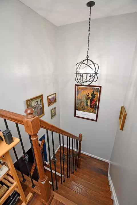 286 Jonathan Ct, Cincinnati, OH 45255 photo 17