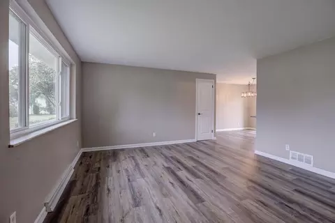 4083 Pleasant St, Cincinnati, OH 45245 photo 7