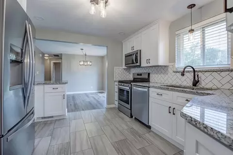 4083 Pleasant St, Cincinnati, OH 45245 photo 16