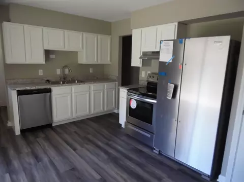 979 Harkin Dr, Forest Park, OH 45240 photo 6