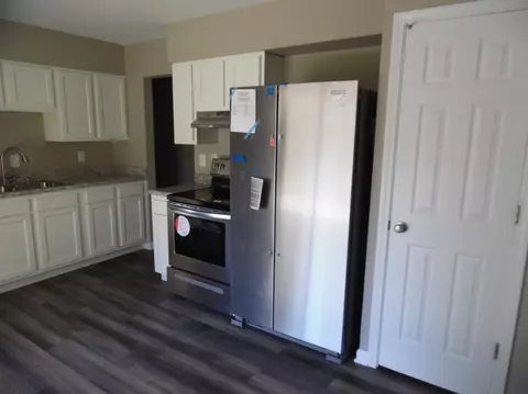 979 Harkin Dr, Forest Park, OH 45240 photo 5