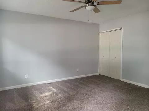 960 Hoadley Ave, Hamilton, OH 45015 photo 8