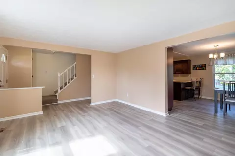 2630 Crest Rd, Cincinnati, OH 45231 photo 9