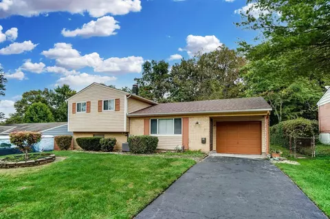 9765 Arvin Ave, Cincinnati, OH 45231 photo 2