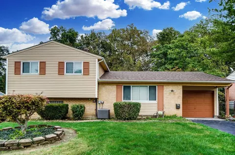 9765 Arvin Ave, Cincinnati, OH 45231 photo 1