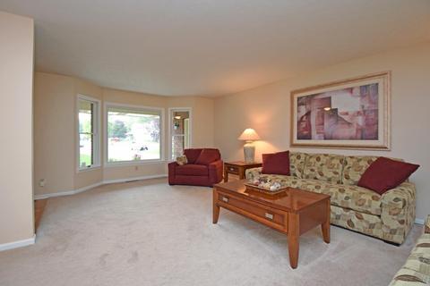 697 Mockingbird Ln, Cincinnati, OH 45244 photo 6