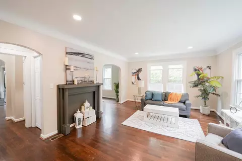 6223 Beechcrest Pl, Cincinnati, OH 45230 photo 5