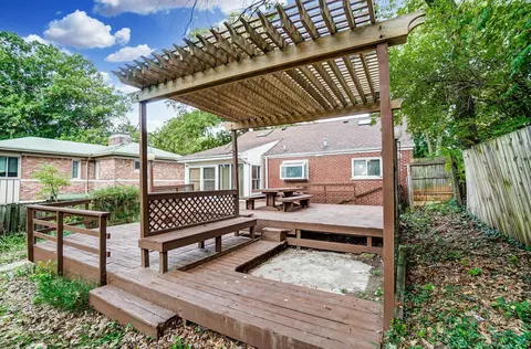 2713 Eugenie Ln, Cincinnati, OH 45211 photo 46