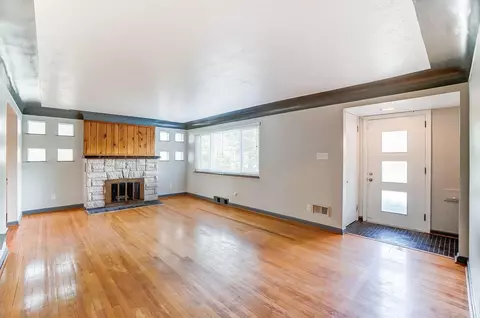 2713 Eugenie Ln, Cincinnati, OH 45211 photo 3