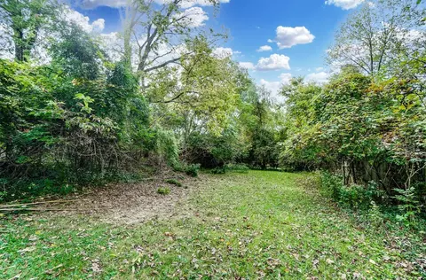 2713 Eugenie Ln, Cincinnati, OH 45211 photo 48