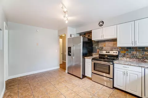 2713 Eugenie Ln, Cincinnati, OH 45211 photo 12